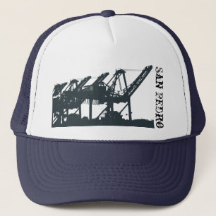 Le port de San Pedro tend le cou le casquette