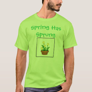 Le ressort a le T-shirt jailli
