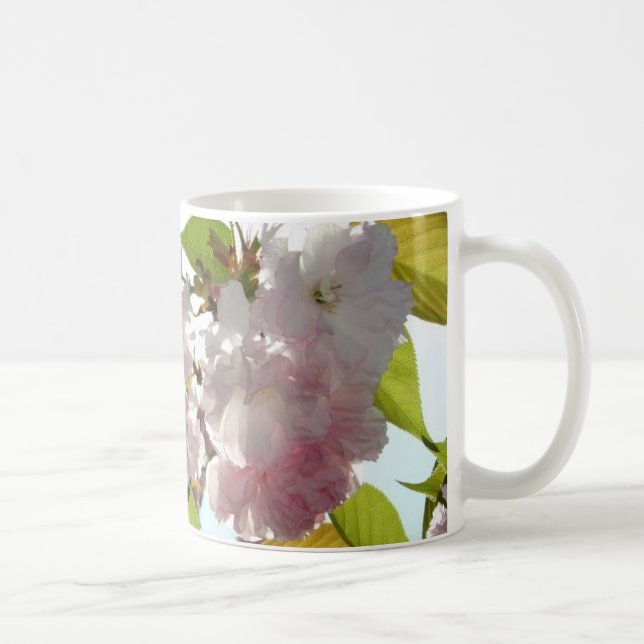 Le ressort rose fleurit la tasse (Droite)