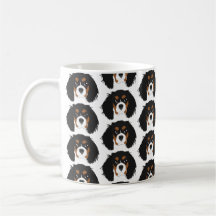Le roi Cavalier Charles Spaniels sur la Mug
