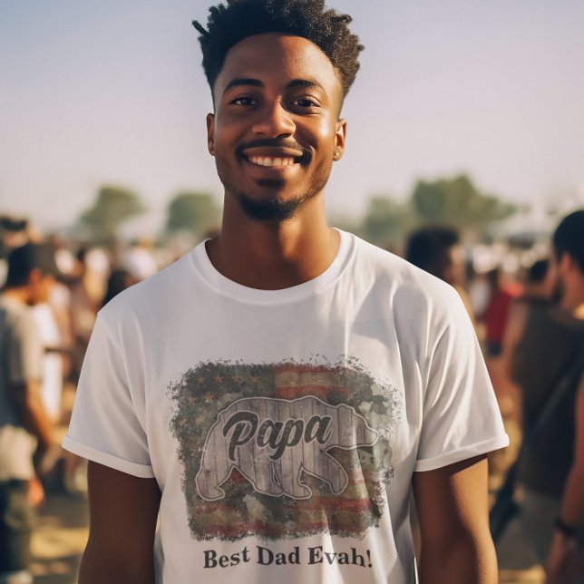 Le Roi du Den : Papa Bear T-Shirt (Créateur téléchargé)