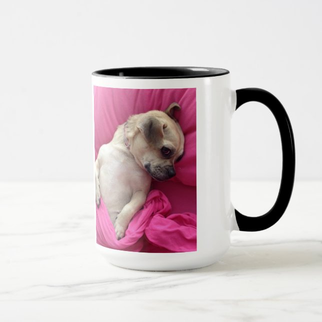 Le rose mignon de souffle de chiot couvre la tasse (Droite)