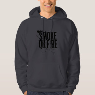 le sweat - shirt à capuche des hommes