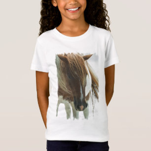 Le T-shirt adapté de la fille de cheval sauvage de