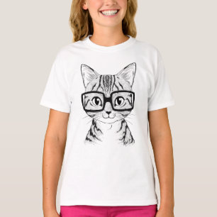 Le T-shirt blanc de la fille ringarde tirée par l