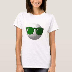 Le T-shirt de golf de boule de la fille fraîche d