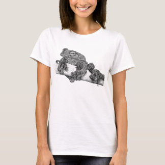Le T-shirt des dames de grenouille de vol