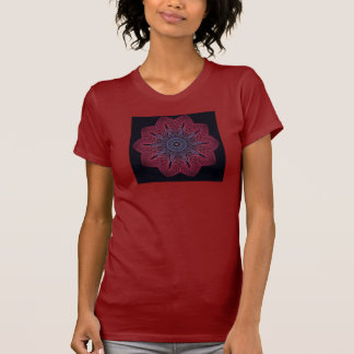 Le T-shirt des femmes de fractale (fleur XZK