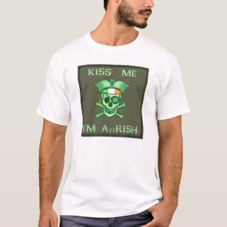 Le T-shirt des hommes de pirate du jour de St