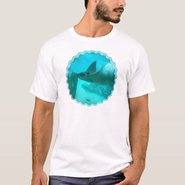 Le T-shirt des hommes de rayon de Manta (Devant)