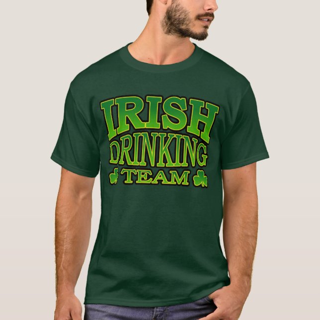 le T-shirt des hommes potables irlandais d'équipe (Devant)