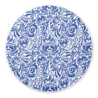 LE WEIMARANER ET LE BOUTON ROND EN CÉRAMIQUE