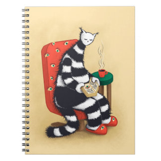 Lecture du livre de chat Lover