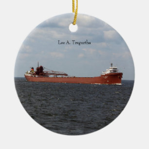 Lee A. Tregurtha ornement