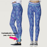 Leggings Avec le nom 💙 🎾 bleu tennis 🎾 motif<br><div class="desc">NOUVEAUTÉ ! Joli,  génial,  unique motif de tennis bleu et blanc avec un mélange de raquettes de tennis et de balles de tennis sur un arrière - plan bleu foncé. Nom personnalisable en bas,  jambe gauche</div>