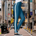 Leggings bleus élégants avec bande latérale blanch<br><div class="desc">Élevez votre look sportif quotidien avec ces leggings bleus et épurés, conçus avec une bande blanche croustillante sur chaque côté pour un attrait sportif et moderne. Que vous vous rendiez à la salle de sport, à la course à pied ou simplement à la détente, ces leggings offrent un mélange parfait...</div>