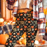 Leggings Boho Halloween Crâne floral Cottagecore<br><div class="desc">Embrassez l'esprit d'Halloween avec ces leggings floraux de saumons, mêlant crânes éffrayants et citrouilles avec un cottagecore fantaisiste plus esthétique. Parfaits pour ceux qui aiment la mode de vacances unique, ces leggings offrent un mélange élégant de douceur et d'élégance. Idéales pour des rassemblements décontractés, des fêtes d'Halloween ou des sorties...</div>