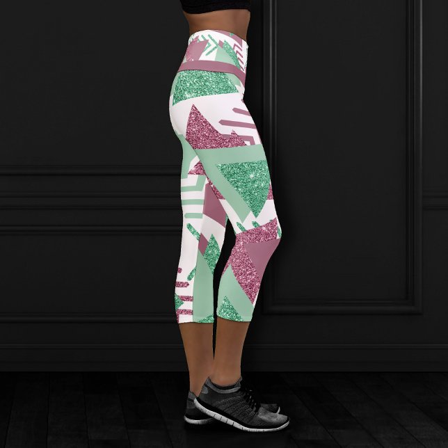 Leggings Capri 80s Abstraits frais | Motif de formes rose et vert (Créateur téléchargé)
