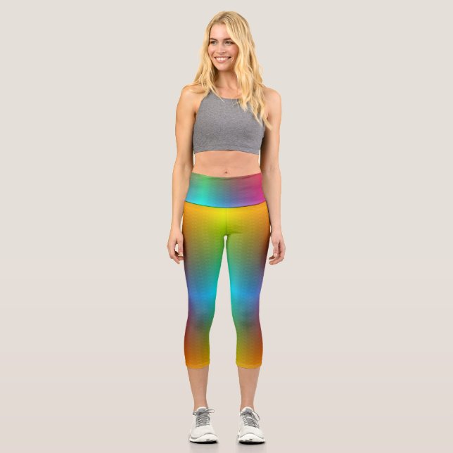Leggings Capri A person wearing vibrant, rainbow-gradient legging (Recto)