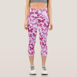 Leggings Capri Aquarelle papillon Motif rose<br><div class="desc">Peinture à papillon Magenta rose et blanc aquarelle. Art original de Nic Squirrell.</div>