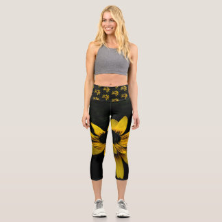 Leggings Capri Black-Eyed Susan Yoga Capri Pants