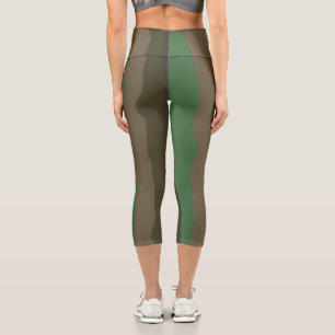 Leggings Capri Camo et bandes abstraites vertes