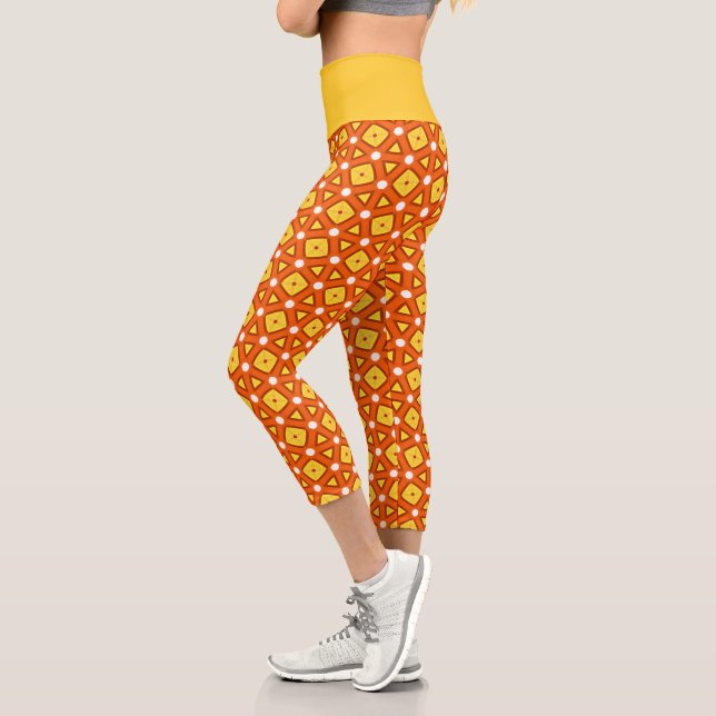 Leggings Capri Carré orange et triangle motif rétro naïf (Gauche)