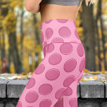 Leggings Capri Chic Carnation rose Polka Motif Yoga<br><div class="desc">Jouer Meets Chic Améliorez votre jeu de mode avec ces leggings exclusifs Polka Dot Capri! Gras, vibrants et indéniablement mignons, ces leggings sont parfaits pour ajouter une touche amusante à votre entraînement ou à votre décontractée tenue. Avec leur mélange de confort et de style, ils élèvent sans effort n'importe quelle...</div>