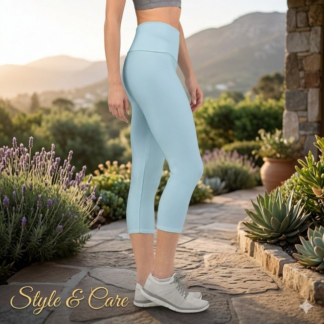 Leggings Capri Collants Capri de couleur bleu clair uni (Solid Light Blue Color Capri Leggings)