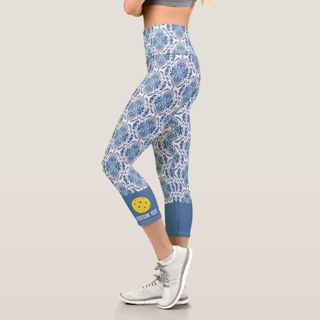 Leggings Capri Conception de Pickleball avec Motif Ikat Chic Boho (Gauche)