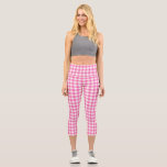 Leggings Capri Cottagecore En vichy rose<br><div class="desc">Pique-nique printanière moderne,  avec motif tartan en vichy plaid aux couleurs chaudes rose et blanc.</div>