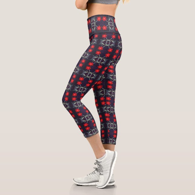 Leggings Capri Design avec Fleurs rouges et Feuilles (Gauche)