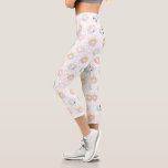 Leggings Capri Dinuts D'Animaux Et Parfums Mignons<br><div class="desc">Des illustrations de beignets animaux pastel,  associées à des arroses sur un arrière - plan blanc. Consultez notre magasin pour plus d'articles correspondants.</div>