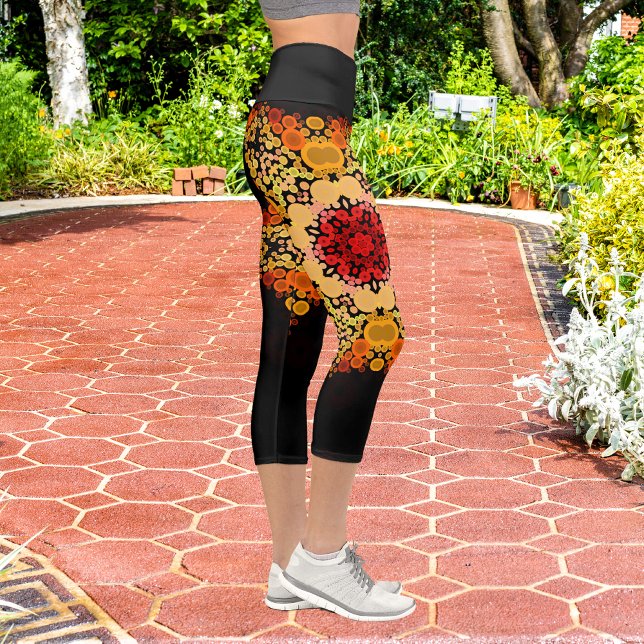 Leggings Capri Dot Mandala Fleur orange jaune et rouge (Créateur téléchargé)
