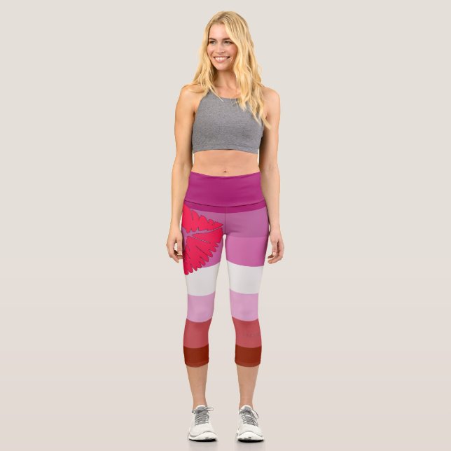 Leggings Capri Drapeau de fierté lesbienne au rouge à lèvres Slip (Recto)