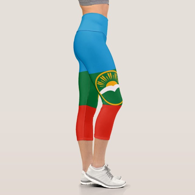Leggings Capri Drapeau de Karatchaïevo-Tcherkessie (Droite)