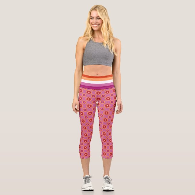 Leggings Capri Drapeau de la fierté lesbienne / motif de fleurs r (Recto)