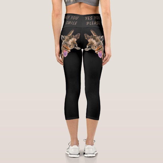 Leggings Capri Drôle de la Girafe hors jeu Wink - Ajouter du text (Verso)
