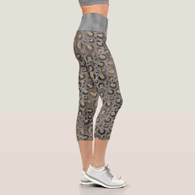 Leggings Capri Empreinte de léopard Gold Glittery sur Glossy Grey (Droite)