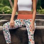 Leggings Capri Fille Pêcher Et Roses Roses Rose Aquarelle Floral<br><div class="desc">Embrassez votre côté féminin avec ces jambières capri romantiques, avec une délicate aquarelle fleurie de pêche et de roses roses roses. Les couleurs douces et rêveuses et les belles fleurs font de ces leggings un endroit idéal pour une journée décontractée ou une occasion spéciale. L'aménagement confortable et le design élégant...</div>