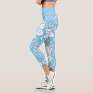 Leggings Capri Fleurs Paisley Blanches Motif D'Art Sur Bleu Clair