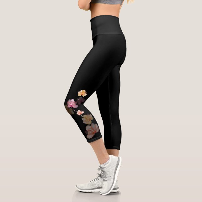 Leggings Capri Floral sur noir (Gauche)