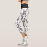 Leggings Capri Fontaines et arbres fantastiques vintages Toile-B<br><div class="desc">Adaptation harmonieuse historique d'un motif textile John Munn anglais gravé toile de jouy vers 1770 avec un monument classique à Shakespeare,  fontaines,  oiseaux et fleurs exotiques. Noir sur arrière - plan blanc. La couleur du bracelet est personnalisable.</div>