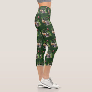Leggings Capri **"Fowl Play : Cachet de poulet en 3D"**
