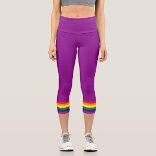 Leggings Capri Gay Pride avec une garniture à rayures arc-en-ciel