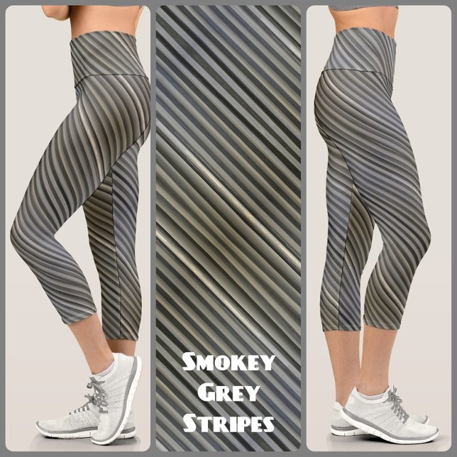 Leggings Capri Gris et noir Smokey Monochromatic Stripes Chic (Créateur téléchargé)
