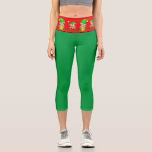 Leggings Capri Lutins de Noël sur fond vert et rouge