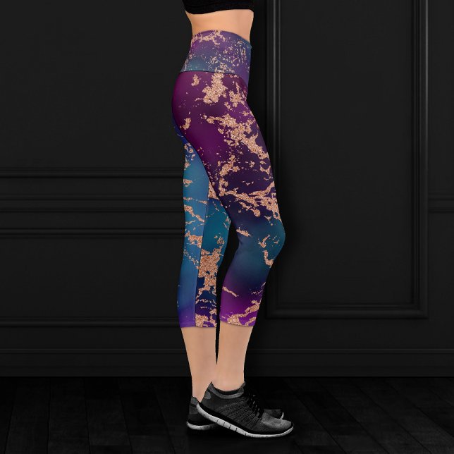 Leggings Capri Moody Luxe Marble | Profond violet et Turquoise or (Créateur téléchargé)