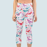 Leggings Capri Motif d'aquarelle d'oiseaux<br><div class="desc">Peinture d'aquarelle de style bohème moderne d'oiseaux dans un jardin de fleurs sauvages orange vif,  roses et turquoises sur un arrière - plan blanc. Art original de Nic Squirrell.</div>