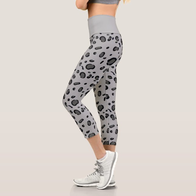 Leggings Capri Motif léopard noir sur gris (Gauche)